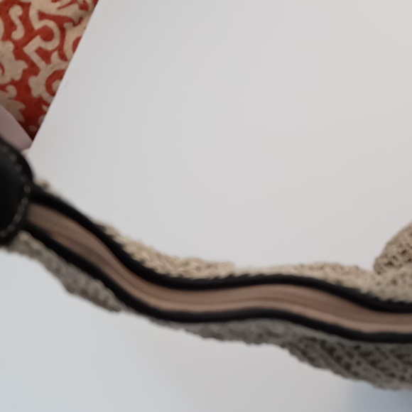 Sigrid Olsen-Vintage Crocheted Shoulder Bag w/Leather Strap & trim-Natural Beige - Picture 6 of 16